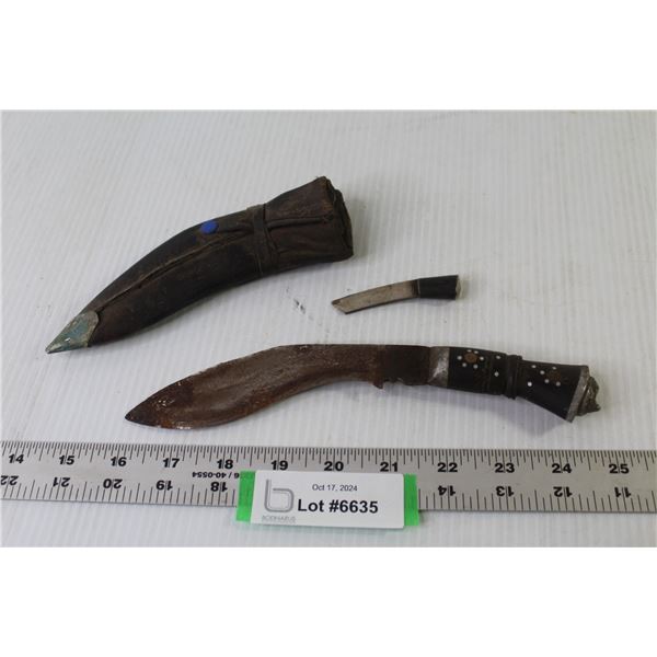 Kukri Knife in Scabbardr (as is)