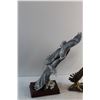 Image 2 : (2) Eagle Statues - Chipped