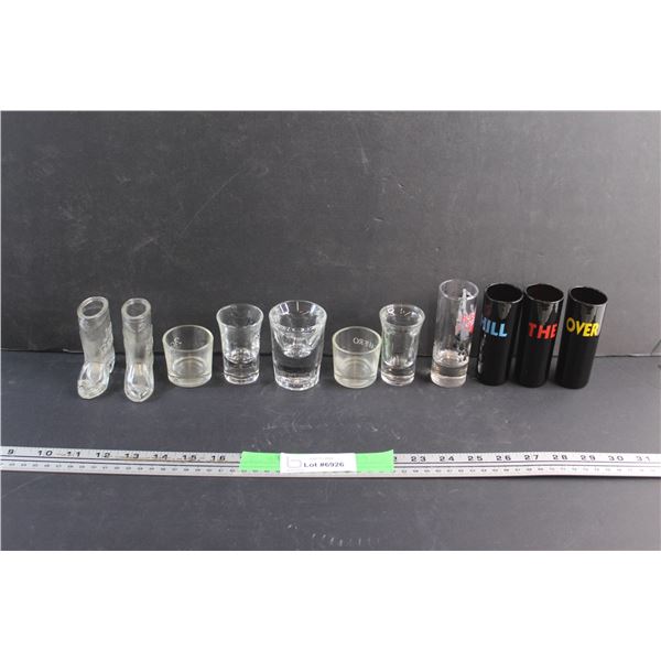 (11) Glass Liquor Shots