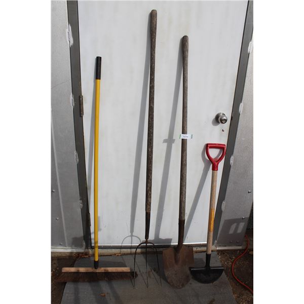 Shop Tool Lot: Broom, Pitch Fork, Spade Shovel, Edger