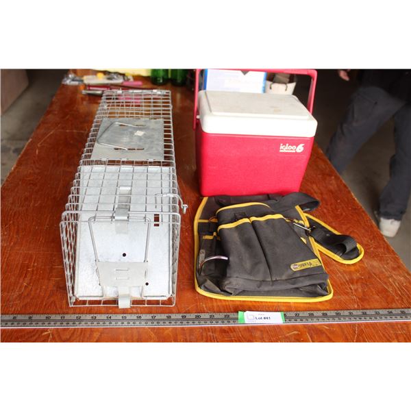 Havahart Animal Catcher & Tool Belt, Igloo Lunch Cooler