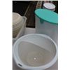 Image 4 : Rubbermaid Containers, Plastic Mixing Bowls, Storage Containers, Misc.