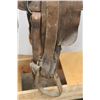 Image 4 : * Vintage Saddle - 14.5" Seat, 5" Gullet, Rawhide Covered Wood Tree, Single Rigging, Needs Repairs w
