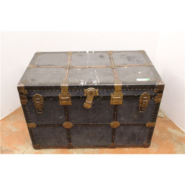 * Steamer Trunk - w/ Insert - 38" x 22" x 24"