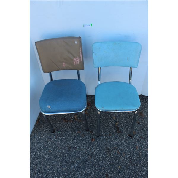 ***(2) Vintage Diner Chairs - Could Use Upholstery