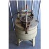 Image 1 : ***Antique Barrel Style Wringer Washer - Hand Operated - Consignor Says Working