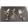 Image 1 : Assorted Door Knob Parts