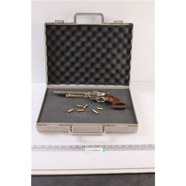 *^ Old West Replica Colt 45 Revolver w/Dummy Rounds & Case