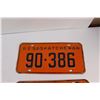 Image 2 : (1 pr) 1963 Saskatchewan License Plates