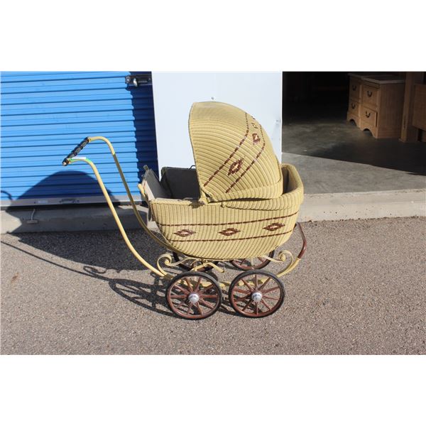 *** Antique Wicker Baby Carriage - 22"x45"x37"
