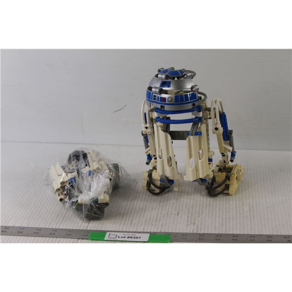 Lego 9748 Droid Developer Kit No Instructions - R2-D2