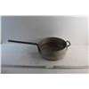 Image 1 : Long Handle Aluminium Pot 12''