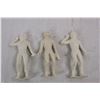 Image 2 : (3) Vintage Plastic Astronaut Toy Figurines
