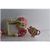 Image 2 : Ceramic Miss Cutie Pie Salt & Pepper Shakers, Notepad and Tea Bags Holders