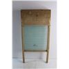 Image 5 : Economy Class Vintage Washing Board