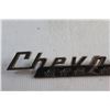 Image 3 : 1960 Chevy Apache Emblem