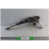 Image 1 : 1949 - 50 Plymouth Hood Ornament
