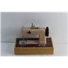 Image 2 : Vintage Sew-Ette Electric Sewing Machine Toy - As Is