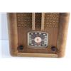 Image 3 : Vintage Broadcast RCA Victor Radio - As Is