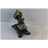 Image 7 : Vintage Manual Sewing Machine Toy