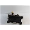 Image 8 : Vintage Manual Sewing Machine Toy
