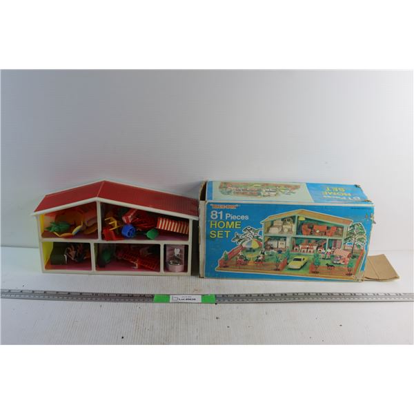 Vintage Blue Box 81 pc Home Set