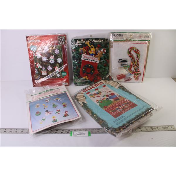 (5) Seasonal Crafting Sewing Kits (NIB)