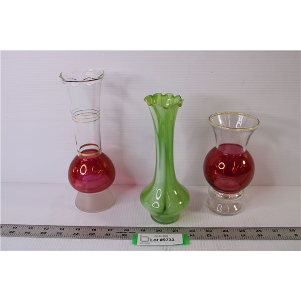 Vintage - Cranberry Colored Glass Vase w/Gold Trim (6"tall) - Ruby Red Glass Flash Glass Vase w/Fros