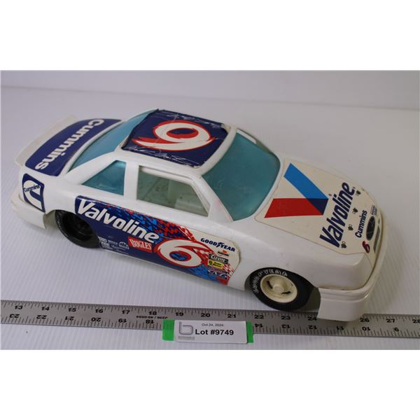 American Plastic Love Inc. Vavoline Car #6 Toy Car