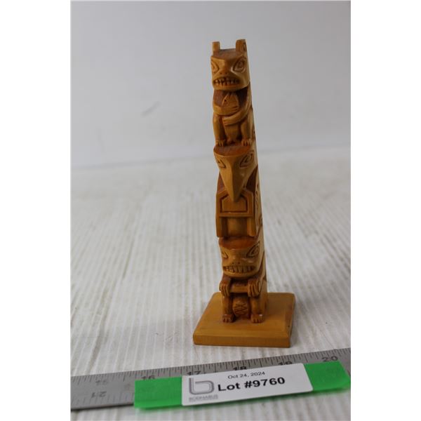 Vintage Carved Wood Totem Signed Douglas White Masset BC - 7"