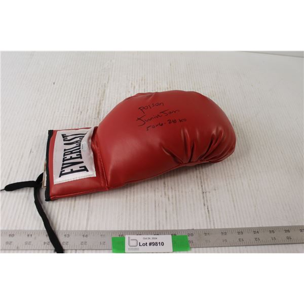 Everlast Right Boxing Glove Signed By Roy Jones Jr. - Has Sticker of Authentication from Schwartz