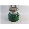 Image 6 : Coleman Kerosene Lantern
