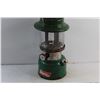 Image 3 : Coleman Kerosene Lantern - Cracked Glass