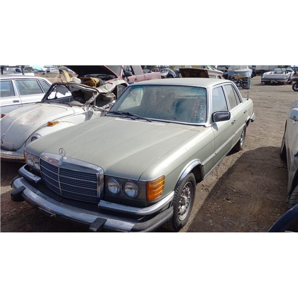 1979 MERCEDES-BENZ  280 SE