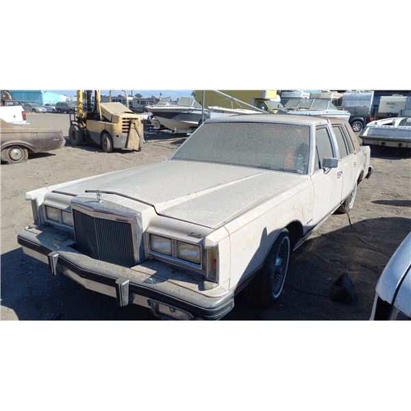 1981 Lincoln Town Car