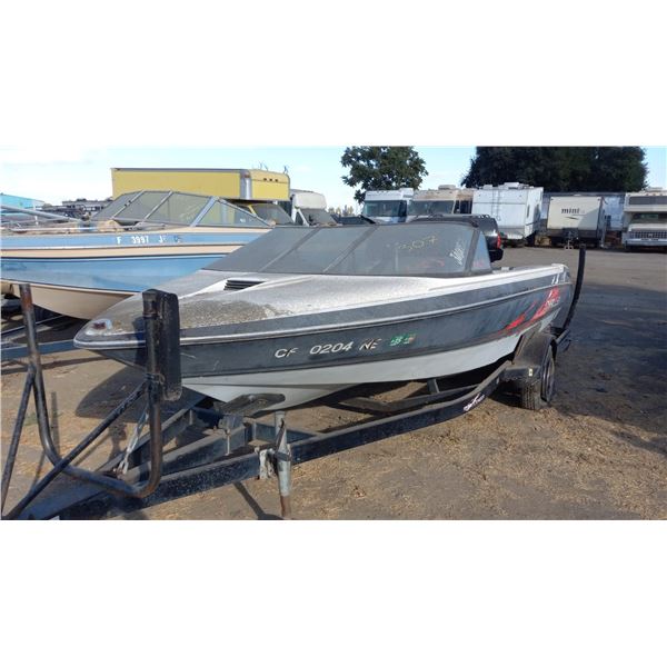 1990 CHALLENGER RUNABOUT