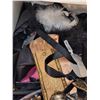 Image 27 : Contents Along Teh Top of Wooden Shelves - TONS of VALUE