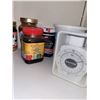 Image 16 : Contens of Cupboards