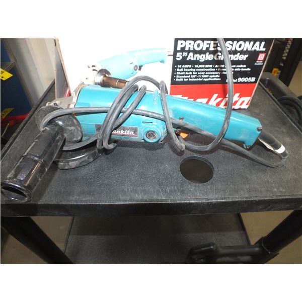 Makita Grinder w/ Assorted Disc's