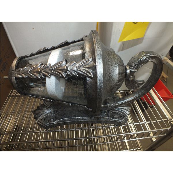 2 Outdoor Light Fixtures