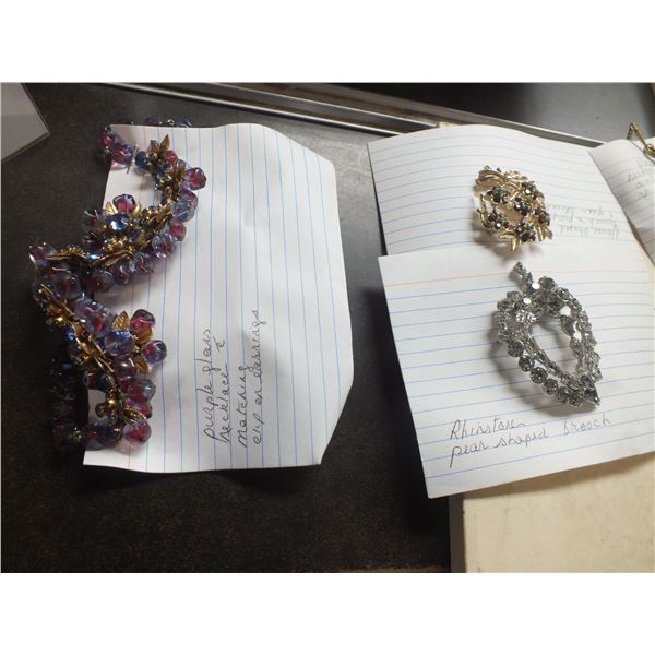 8pcs Of Costume Jewelry