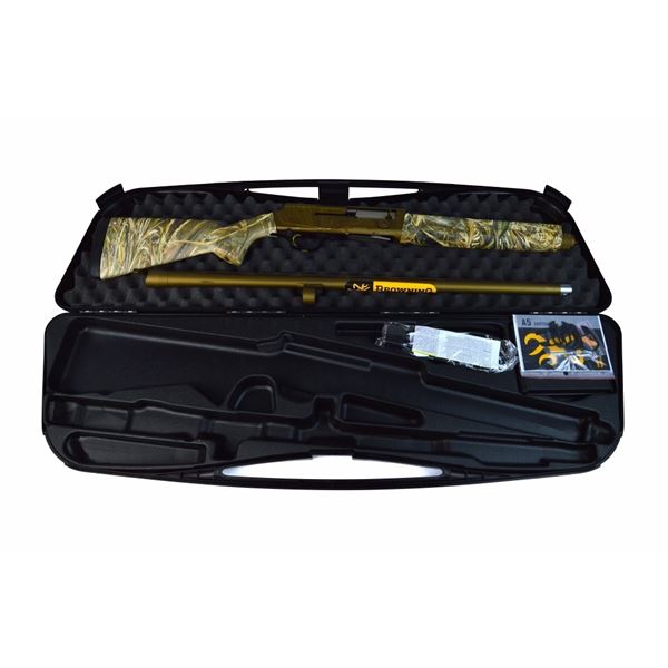 Browing Bolt A5 Camo Shotgun Brand New Never Fired