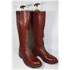 Image 2 : #190 1970'S RCMP UNIFORM RED SERGE HAT PANTS BOOTS