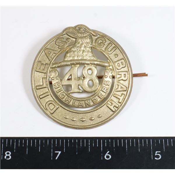 #259 WW2 48TH HIGHLANDERS OF CANADA CAP BADGE