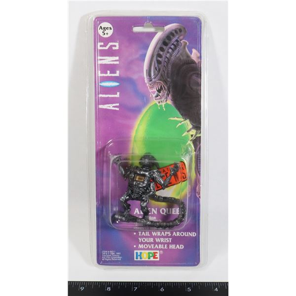 #528  SEALED OPERATION ALIENS WATCH 1993 QUEEN