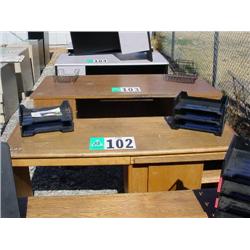 60in x 22in 1 DRAWER, 2 SHELF DESK