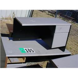 60in x 30in L-SHAPED DESK WITH 36in x 20in WORK STATION