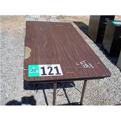 72in x 30in FOLDING TABLE