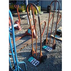 2 WHEEL HAND TRUCK