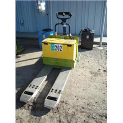CLARK HWD25 ELECTRIC PALLET JACK, s/n HWD565-0111-9028FB: